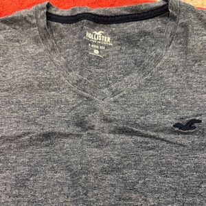 Hollister Men's Charcoal V-Neck Sweater